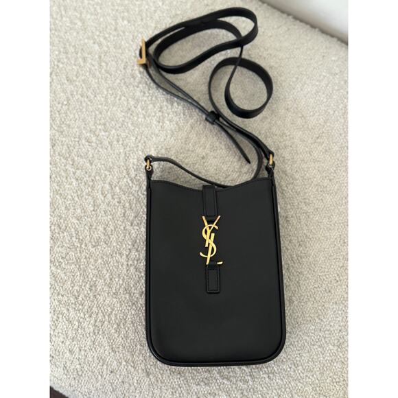 Saint Laurent Le 5 À 7 Mini Vertical Bucket Bag Black Smooth Leather NWT - Picture 7 of 11